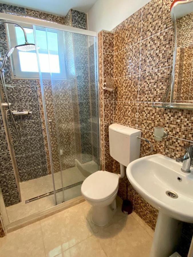 Hotel Casa Nord à Buzău Extérieur photo